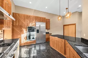 7513 W Tuckaway Pines Cir, Franklin, WI 53132 - Photo 36