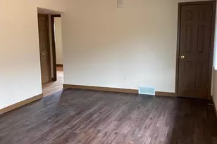 7825 W Hampton Ave, Milwaukee, WI 53218 - Photo 4