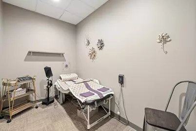 47 N Main St, Hartford, WI 53027 - Photo 10