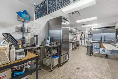 47 N Main St, Hartford, WI 53027 - Photo 14