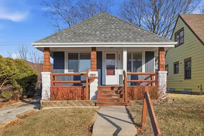 2148 S 91st St, West Allis, WI 53227 - Photo 4