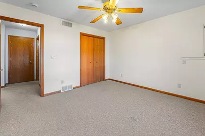 1016  Pheasant Ln #1018, Horicon, WI 53032 - Photo 18