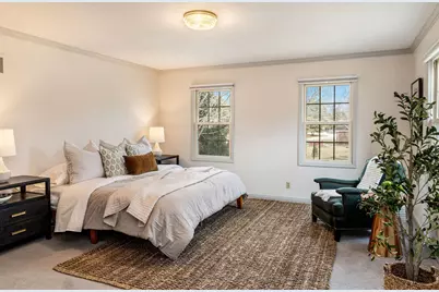 18665  Le Chateau Dr, Brookfield, WI 53045 - Photo 16