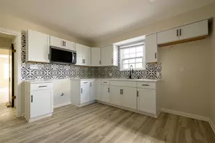 3604 W Rogers St, Milwaukee, WI 53215 - Photo 22