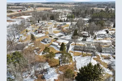 955  Laduron Dr, Mishicot, WI 54228 - Photo 32