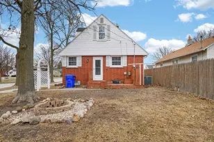 1724 39th St, Kenosha, WI 53140 - Photo 6