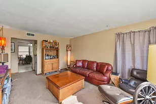 136 W Armour Ave, Milwaukee, WI 53207 - Photo 4