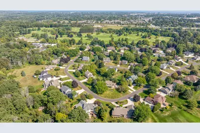 1616  Golf View Dr, Sheboygan, WI 53083 - Photo 52