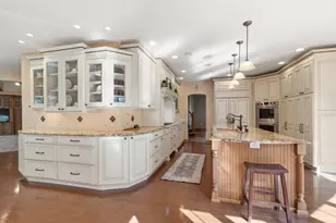 1616 Golf View Dr, Sheboygan, WI 53083 - Photo 12