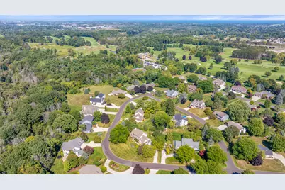 1616  Golf View Dr, Sheboygan, WI 53083 - Photo 54