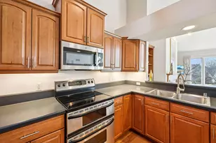 445 Sunset Trail, Hartland, WI 53029 - Photo 34