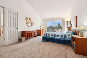 445 Sunset Trail, Hartland, WI 53029 - Photo 12