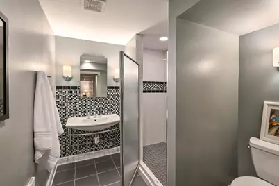 9944 N Lamplighter Ln, Mequon, WI 53092 - Photo 30