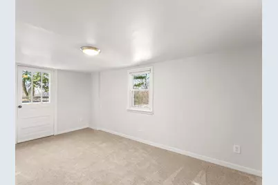 1328 N 36th St, Sheboygan, WI 53081 - Photo 14