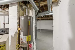 1328 N 36th St, Sheboygan, WI 53081 - Photo 20