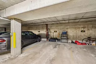 1108 N Milwaukee St, Milwaukee, WI 53202 - Photo 16