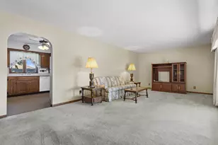 4230 Michel Ct, Racine, WI 53126 - Photo 16