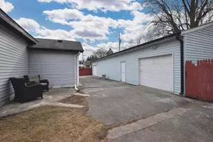 1944 Blaine Ave, Racine, WI 53405 - Photo 36