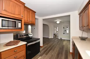 1944 Blaine Ave, Racine, WI 53405 - Photo 12