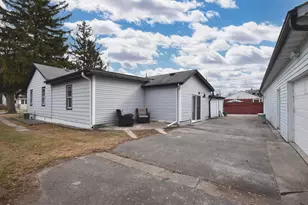 1944 Blaine Ave, Racine, WI 53405 - Photo 44