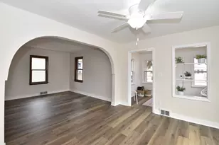 1944 Blaine Ave, Racine, WI 53405 - Photo 4