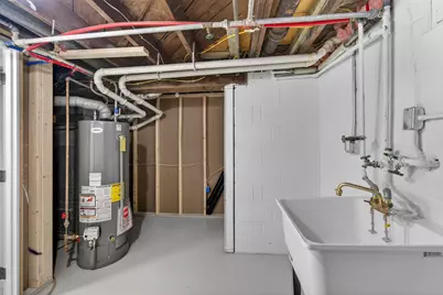 8630 W Lancaster Ave, Milwaukee, WI 53225 - Photo 24