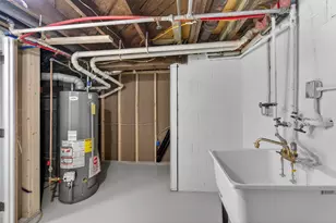 8630 W Lancaster Ave, Milwaukee, WI 53225 - Photo 24