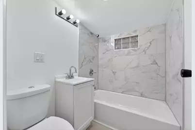 8630 W Lancaster Ave, Milwaukee, WI 53225 - Photo 12