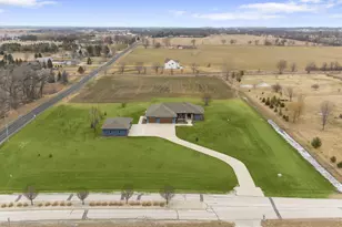 3420 Britton Ridge, Racine, WI 53182 - Photo 2