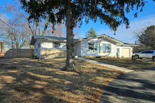 2992 122nd St, Racine, WI 53216 - Photo 1