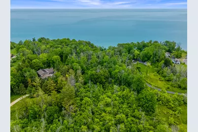 13600 N Lake Shore Dr, Mequon, WI 53092 - Photo 22