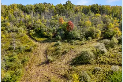 13600 N Lake Shore Dr, Mequon, WI 53092 - Photo 6