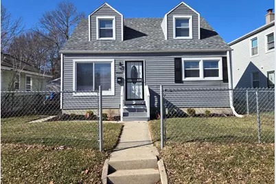 4833 N 20th St, Milwaukee, WI 53209 - Photo 2