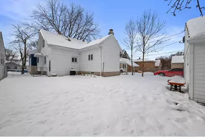 6706 W Chambers St, Milwaukee, WI 53210 - Photo 34