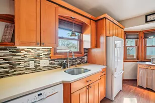 2352 S 80th St, West Allis, WI 53219 - Photo 12