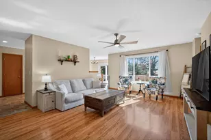 355 Sunny Hill Dr, Elkhorn, WI 53121 - Photo 2