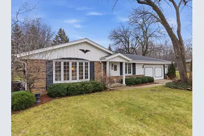 2535 S Brookside Ct, New Berlin, WI 53151 - Photo 1