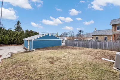 8441 W Lisbon Ave, Milwaukee, WI 53222 - Photo 18