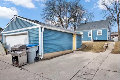 8441 W Lisbon Ave, Milwaukee, WI 53222 - Photo 20