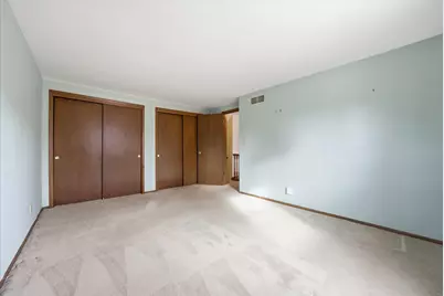 7453  Devonshire Dr, Cedarburg, WI 53012 - Photo 24