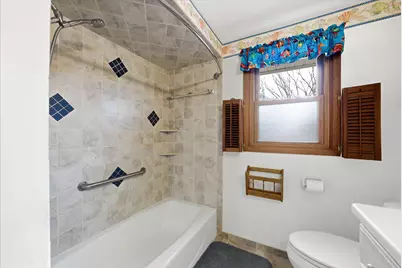 7453  Devonshire Dr, Cedarburg, WI 53012 - Photo 26