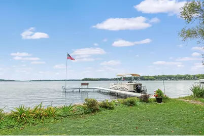 W304N2426  Maple Ave, Delafield, WI 53072 - Photo 8