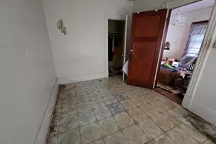 3168 N Pierce St, Milwaukee, WI 53212 - Photo 12