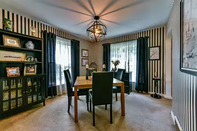 3138 S 31st St, Milwaukee, WI 53215 - Photo 6