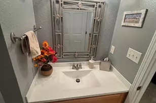 W194S7823 Overlook Bay Rd, Muskego, WI 53150 - Photo 14