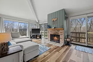 521 Bristol Oak Ct, Fontana, WI 53125 - Photo 28