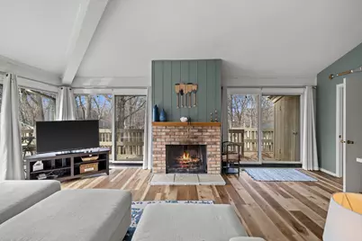 521  Bristol Oak Ct #A, Fontana, WI 53125 - Photo 2