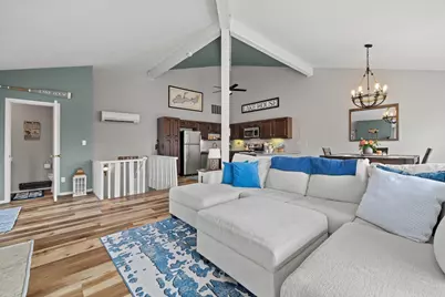 521  Bristol Oak Ct #A, Fontana, WI 53125 - Photo 4