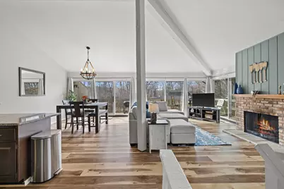 521  Bristol Oak Ct #A, Fontana, WI 53125 - Photo 1