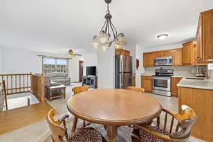 1514 Walsh Acres Dr, West Bend, WI 53095 - Photo 10